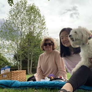 Meet your Posher, Suzanne